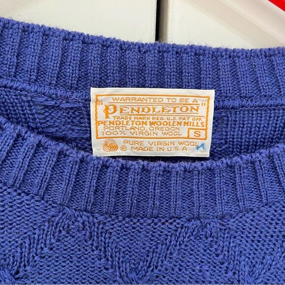 Pendleton vintage sweater 100% virgin wool purple size small - Picture 2 of 3